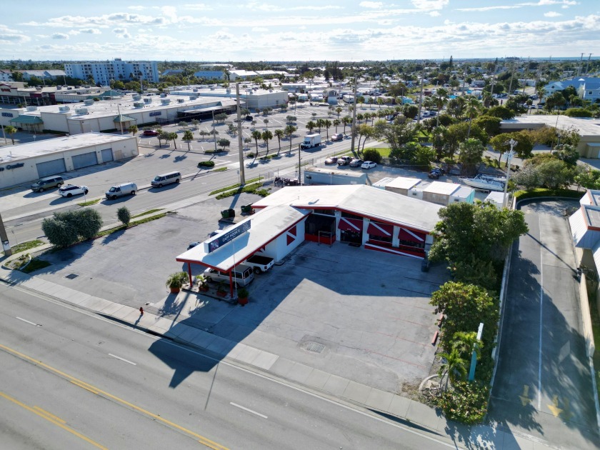 Opportunity to Lease this prime location on North Roosevelt Blvd - Beach Commercial for sale in Key West, Florida on Beachhouse.com
