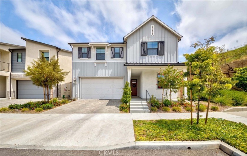Discover this stunning corner lot home in San Pedro, nestled - Beach Home for sale in San Pedro, California on Beachhouse.com
