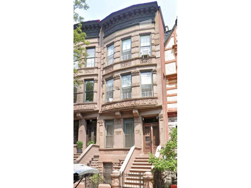 Short sale property subject to third party approval. No access - Beach Home for sale in New York, New York on Beachhouse.com