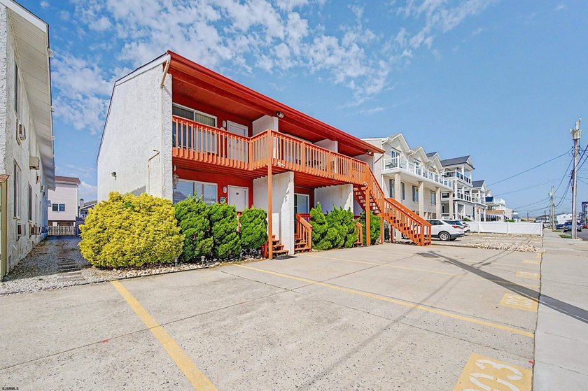 Coastal living and the simple life. Steps from the sand, this - Beach Condo for sale in Brigantine, New Jersey on Beachhouse.com