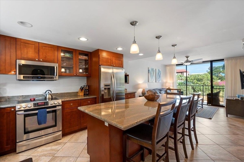 Welcome to your dream Maui retreat! This beautifully remodeled - Beach Condo for sale in Kihei, Hawaii on Beachhouse.com