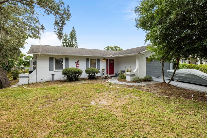 Are you looking for a great home in a fantastic location - Beach Home for sale in Tarpon Springs, Florida on Beachhouse.com