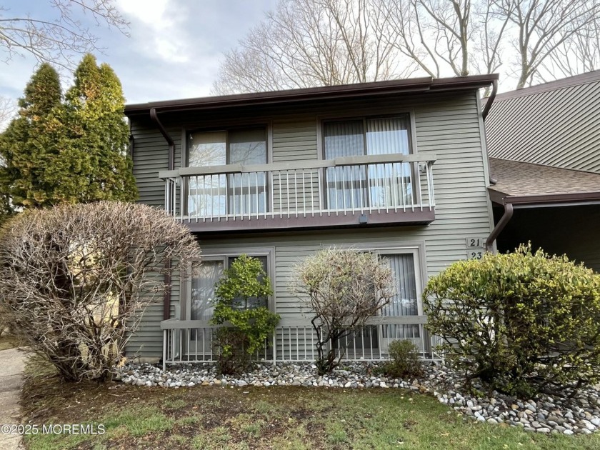 Beautifully upgraded 2 bedroom 2 bath Juniper model with garage - Beach Home for sale in Red Bank, New Jersey on Beachhouse.com
