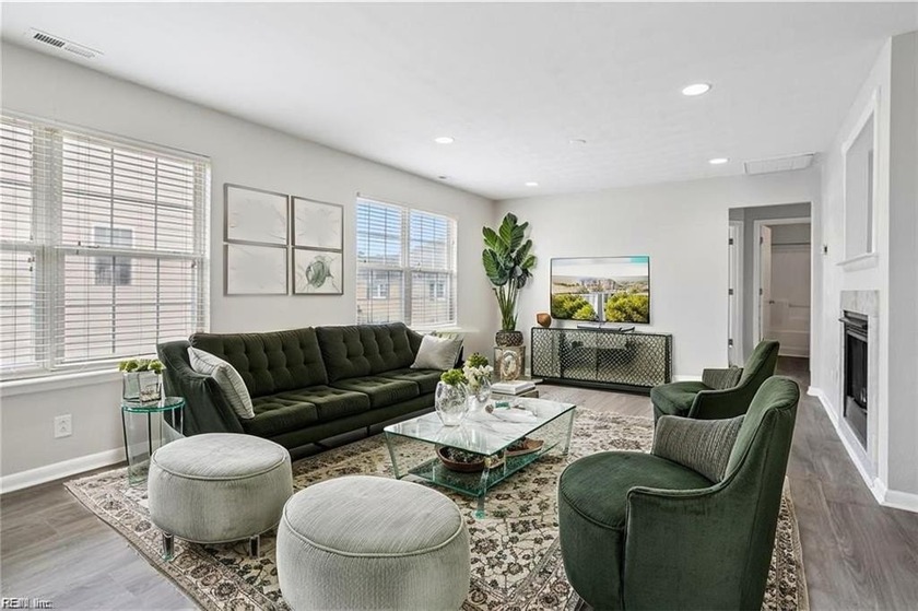 Unique opportunity to be minutes from the Virginia Beach - Beach Condo for sale in Virginia Beach, Virginia on Beachhouse.com