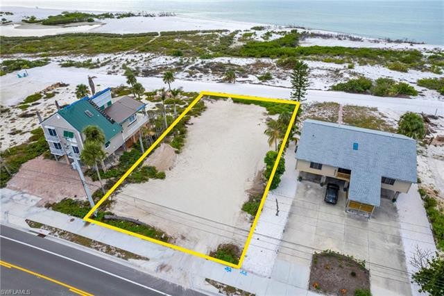 Exceptional 80 ft X 218 ft Gulf-front parcel presents a rare - Beach Lot for sale in Fort Myers Beach, Florida on Beachhouse.com