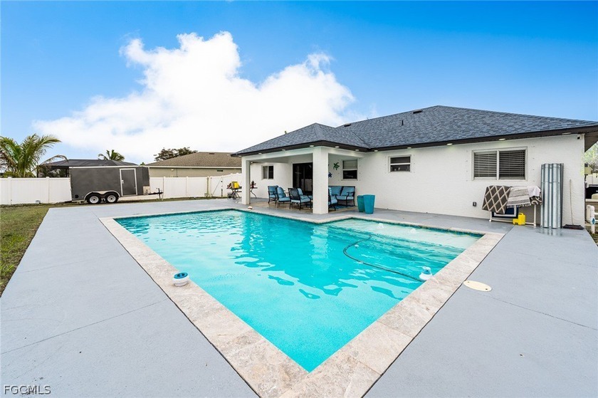 Welcome to your dream home in the heart of Cape Coral! This - Beach Home for sale in Cape Coral, Florida on Beachhouse.com