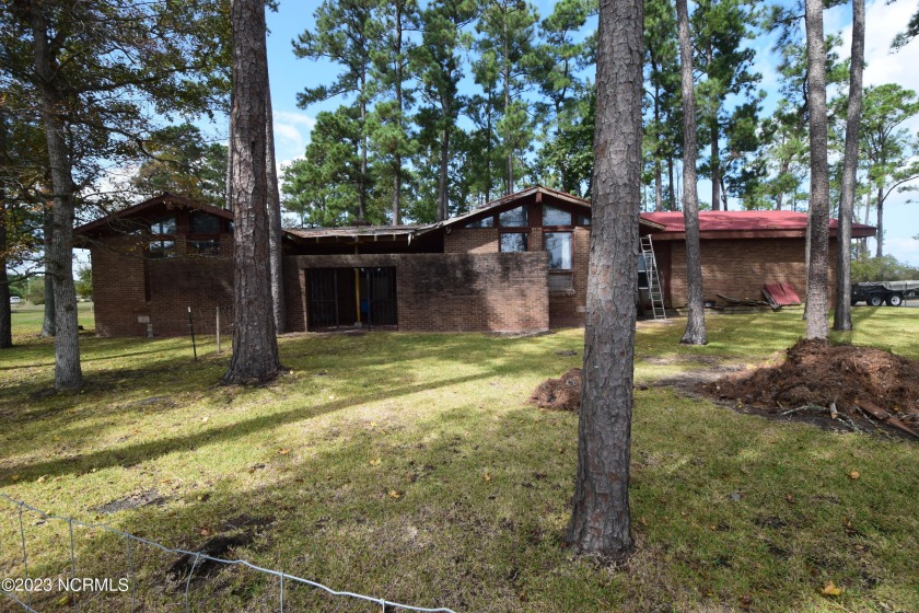 Owner has combined two parcels now so the entire point can be - Beach Home for sale in Belhaven, North Carolina on Beachhouse.com