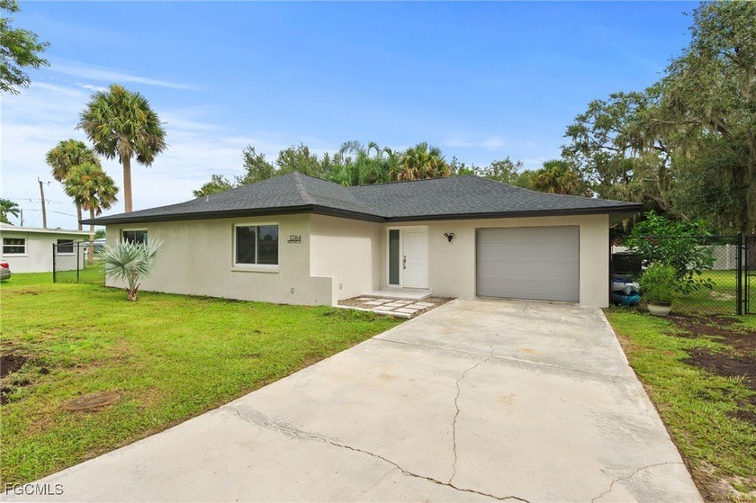 Welcome to this stunning 3-bedroom, 2-bathroom home offering 2 - Beach Home for sale in Fort Myers, Florida on Beachhouse.com