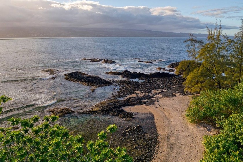 Nestled in Keaukaha, a Big Island enclave steeped in authentic - Beach Home for sale in Hilo, Hawaii on Beachhouse.com