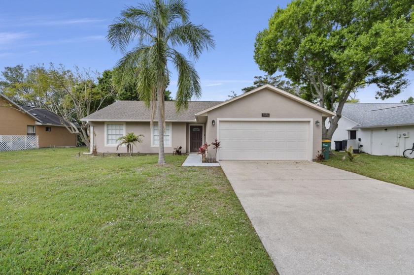 3BD/2BA PLUS AN OFFICE/FLEX ROOM!

Welcome to your renovated - Beach Home for sale in Melbourne, Florida on Beachhouse.com