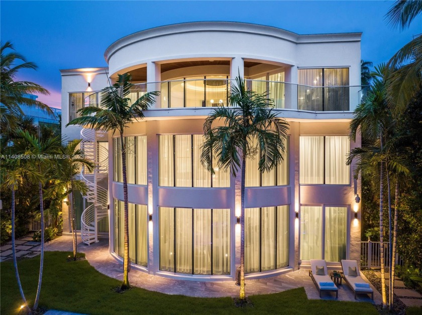 New Neo-Classic, one of a kind, 3 Story waterfront home. Fully - Beach Home for sale in Miami Beach, Florida on Beachhouse.com