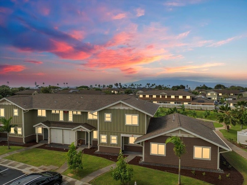 PRICED TO SELL NOW!  MUST SEE, BRAND NEW! Location, Location - Beach Condo for sale in Lahaina, Hawaii on Beachhouse.com