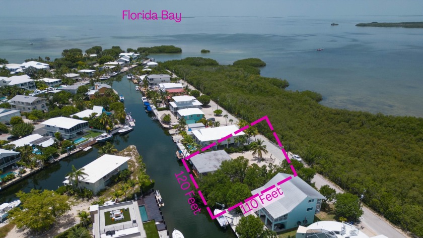 This exceptional waterfront property offers the chance to build - Beach Home for sale in Plantation Key, Florida on Beachhouse.com