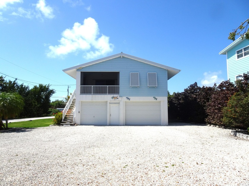Custom built 2 bedroom, two bath gem on large lot with beautiful - Beach Home for sale in Summerland Key, Florida on Beachhouse.com