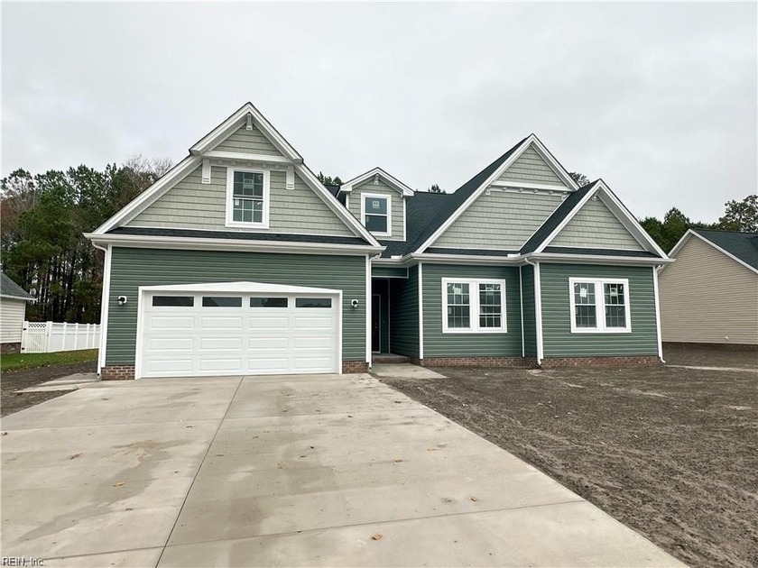 Welcome HOME! New construction that's more than just an *open - Beach Home for sale in Elizabeth City, North Carolina on Beachhouse.com