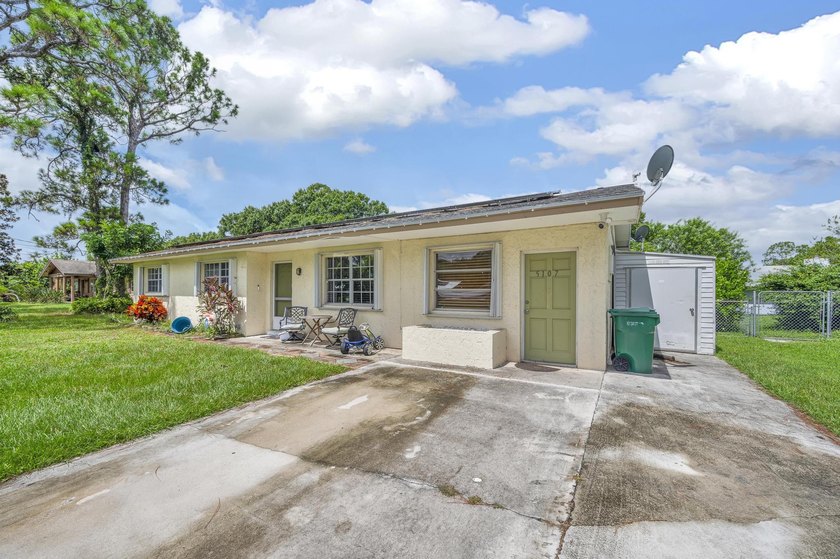 Short Sale Opportunity. This Indian River Estates Pool Home - Beach Home for sale in Fort Pierce, Florida on Beachhouse.com