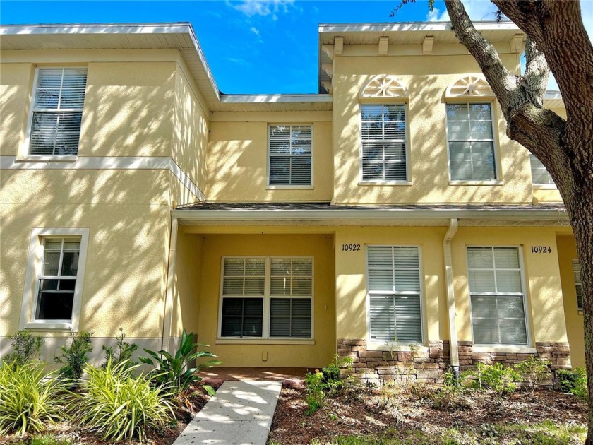 FABULOUS HUGE 2 BEDROOM/ 2.5 BATHS PLUS OFFICE/DEN/FLEX ROOM IN - Beach Townhome/Townhouse for sale in Riverview, Florida on Beachhouse.com