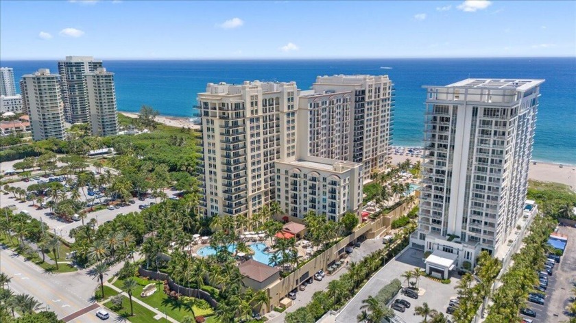 Welcome to your dream getaway at Singer Island's Resort! This - Beach Condo for sale in Singer Island, Florida on Beachhouse.com