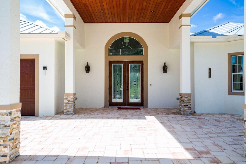 Mint condition! 3,444 sq ft custom built 2019  Builder's home - Beach Home for sale in Port Saint Lucie, Florida on Beachhouse.com