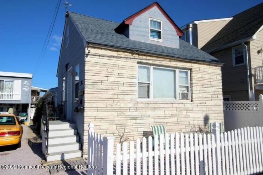 Many possibilities - Three apartments and a summer home!  All - Beach Home for sale in Seaside Heights, New Jersey on Beachhouse.com