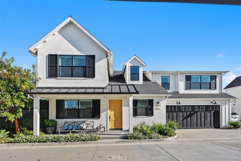 Stunningly upgraded home located in the highly sought-after - Beach Home for sale in Costa Mesa, California on Beachhouse.com