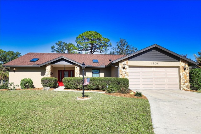 Welcome to this little slice of paradise!  This is a beautiful - Beach Home for sale in Nokomis, Florida on Beachhouse.com