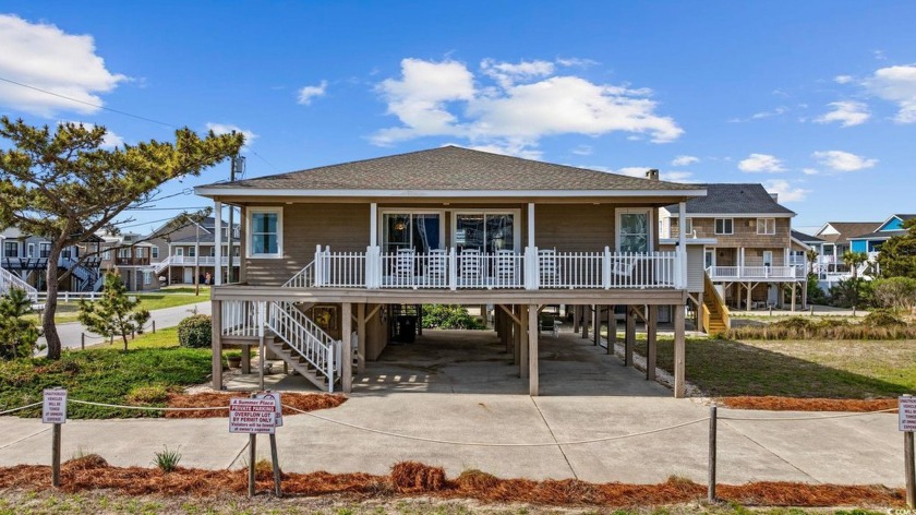 Classic and cozy raised beach home just steps to the oceanfront - Beach Home for sale in North Myrtle Beach, South Carolina on Beachhouse.com