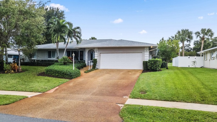 Situated on the 16th & 17th holes of Lakeview Executive Golf - Beach Home for sale in Delray Beach, Florida on Beachhouse.com