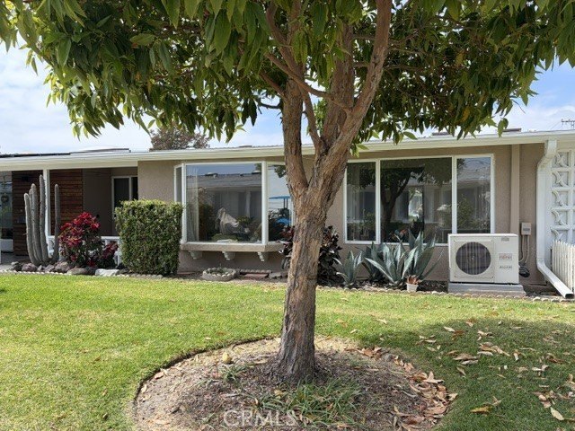 (Mutual 5-113-B) ...A rare chance to customize a charming - Beach Other for sale in Seal Beach, California on Beachhouse.com