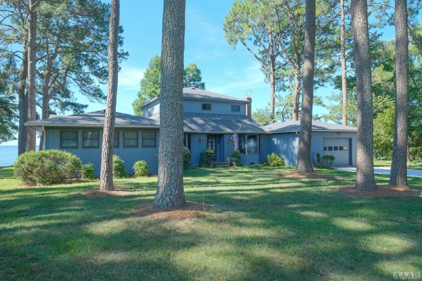 Handsome waterfront home sits in the established neighborhood of - Beach Home for sale in Edenton, North Carolina on Beachhouse.com