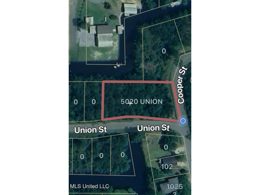 Discover a unique opportunity to own four adjoining lots - Beach Lot for sale in Bay Saint Louis, Mississippi on Beachhouse.com