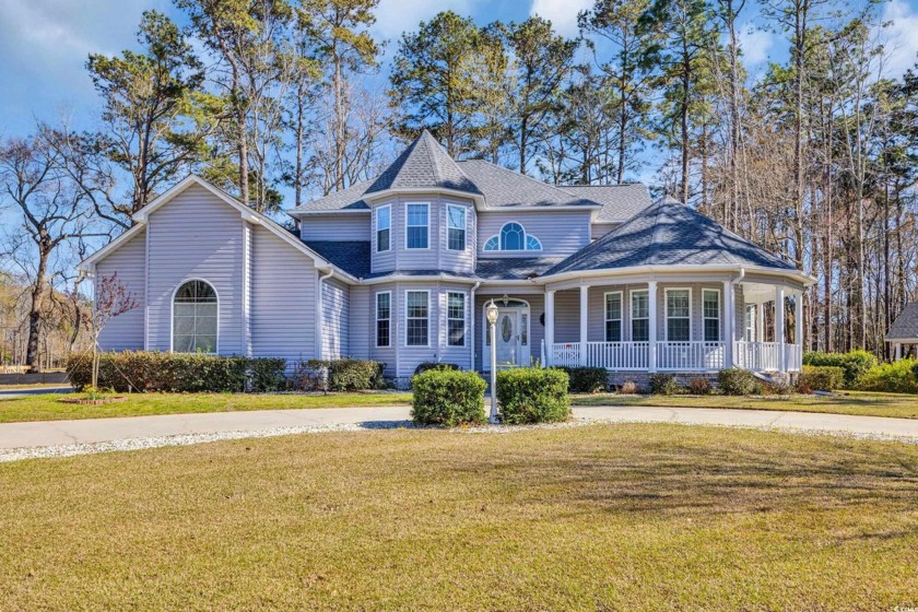 This charming Victorian-style home is situated on the 17th green - Beach Home for sale in Longs, South Carolina on Beachhouse.com