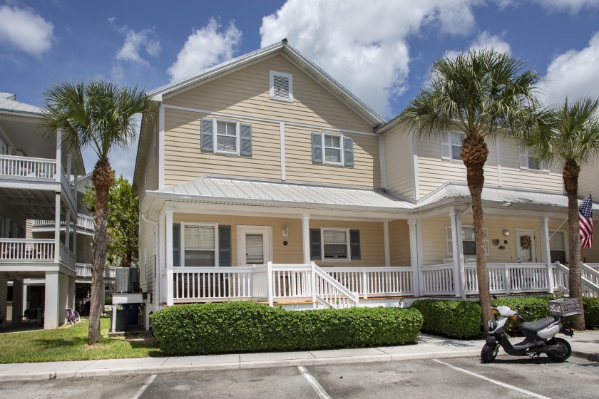 Currently, the lowest price per sq ft for any transiently - Beach Townhome/Townhouse for sale in Stock Island, Florida on Beachhouse.com
