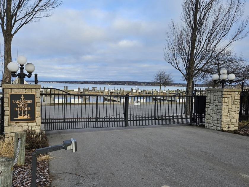 Are you looking for a dockominium in a peaceful location? If so - Beach Lot for sale in Muskegon, Michigan on Beachhouse.com