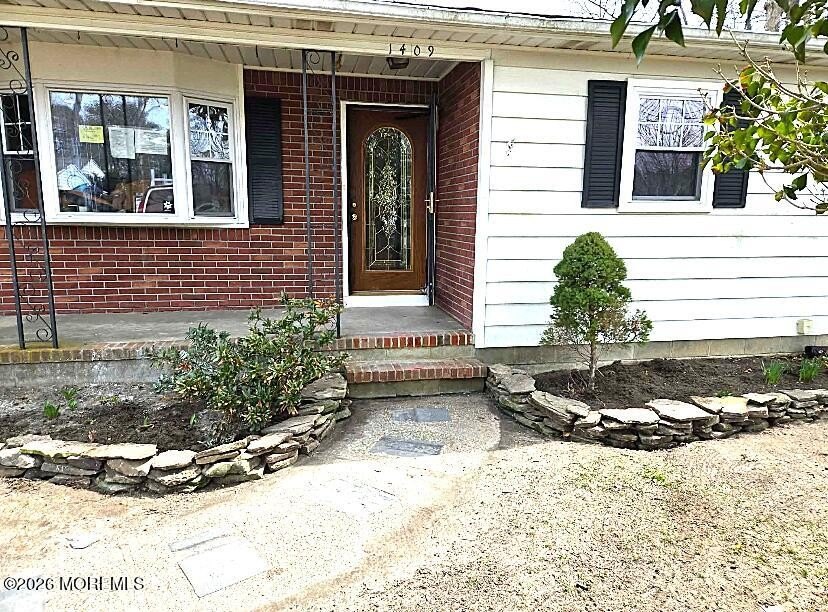 NICELY RENOVATED & NEVER OCCUPIED! 3 Bedrooms | 2 Full Baths | - Beach Home for sale in Forked River, New Jersey on Beachhouse.com