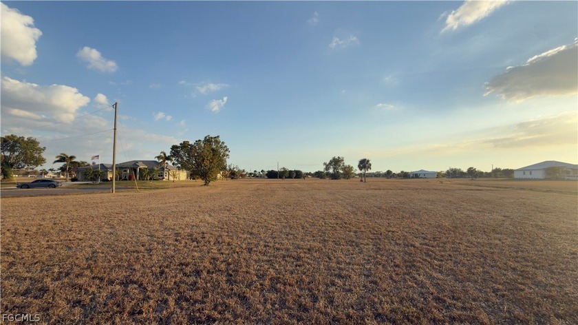 Seller Motivated Prime Cul-de-Sac Lot Near Burnt Store Marina | - Beach Lot for sale in Punta Gorda, Florida on Beachhouse.com