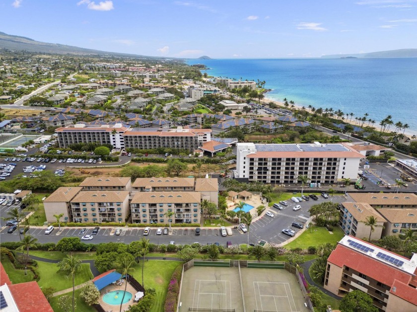 Owner says *bring all offers!!!* Won't last. Wonderful 2 - Beach Condo for sale in Kihei, Hawaii on Beachhouse.com