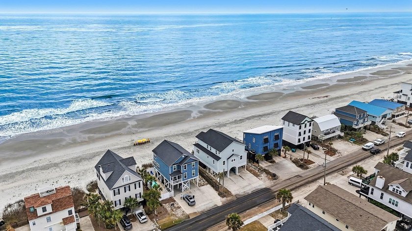 Welcome to *Salty Dog,* a beautifully renovated and - Beach Home for sale in Murrells Inlet, South Carolina on Beachhouse.com