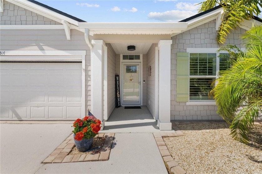 Welcome home!  This home is better than new! It was a model home - Beach Home for sale in Bunnell, Florida on Beachhouse.com