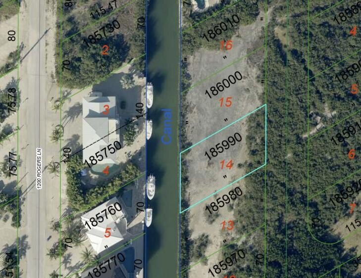 **PROPERTY DESCRIPTION** Oceanfront vacant lot in Cudjoe Key, FL - Beach Lot for sale in Cudjoe Key, Florida on Beachhouse.com