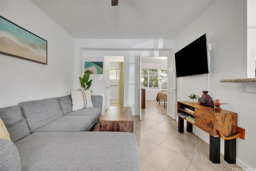 Exceptional value for this Fee Simple, pet-friendly 1 bedroom - Beach Condo for sale in Honolulu, Hawaii on Beachhouse.com