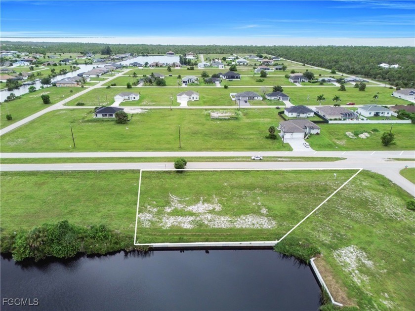 Don't miss out this incredible opportunity to own this beautiful - Beach Lot for sale in Cape Coral, Florida on Beachhouse.com