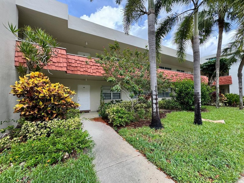 Exceptional opportunity to acquire a spacious 3-bedroom - Beach Condo for sale in Pompano Beach, Florida on Beachhouse.com