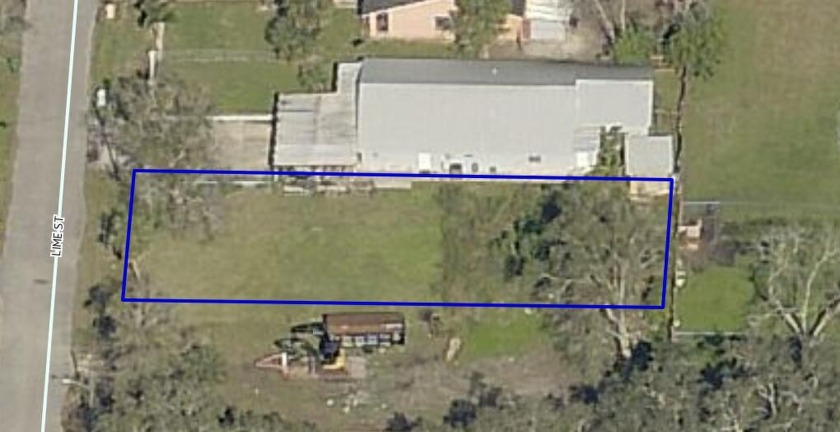 Conveniently located Mobile home lot in Cocoa. Quick I-95 and - Beach Lot for sale in Cocoa, Florida on Beachhouse.com