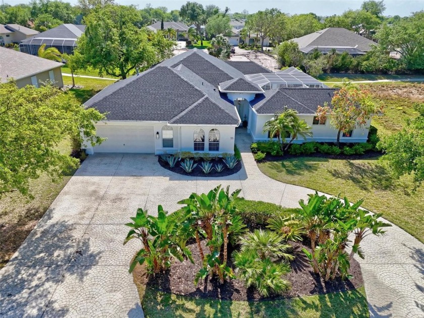 Discover unparalleled luxury at 55 Old Oak Dr S, a distinguished - Beach Home for sale in Palm Coast, Florida on Beachhouse.com