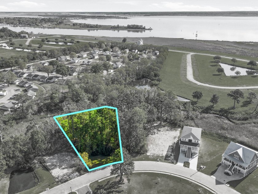 The oaks at Winyah Bay Homesite. No timeframe to build. Owners - Beach Lot for sale in Georgetown, South Carolina on Beachhouse.com