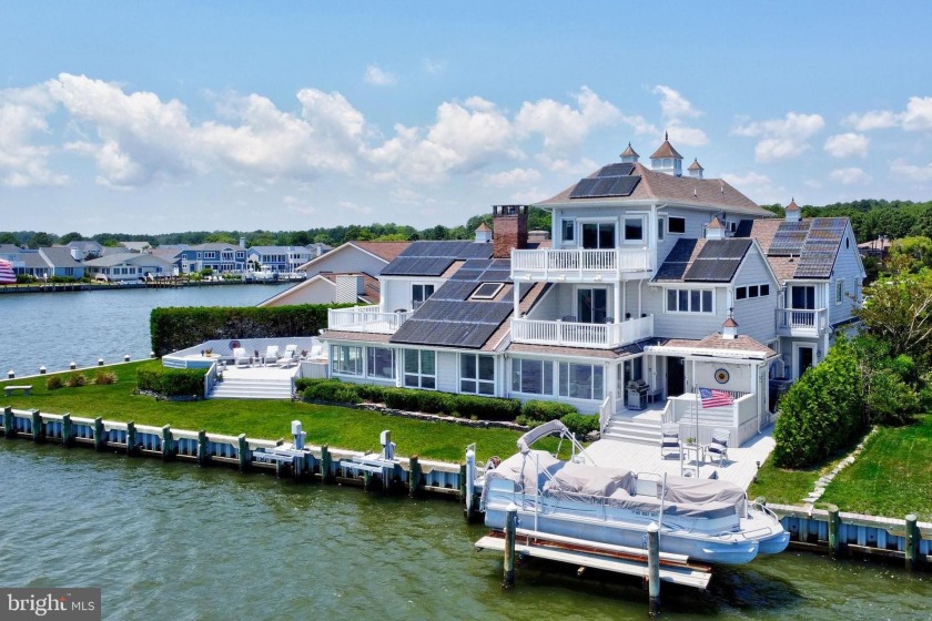 Perfectly positioned in a quiet cul-da-sac, this beautiful Ocean - Beach Home for sale in Berlin, Maryland on Beachhouse.com