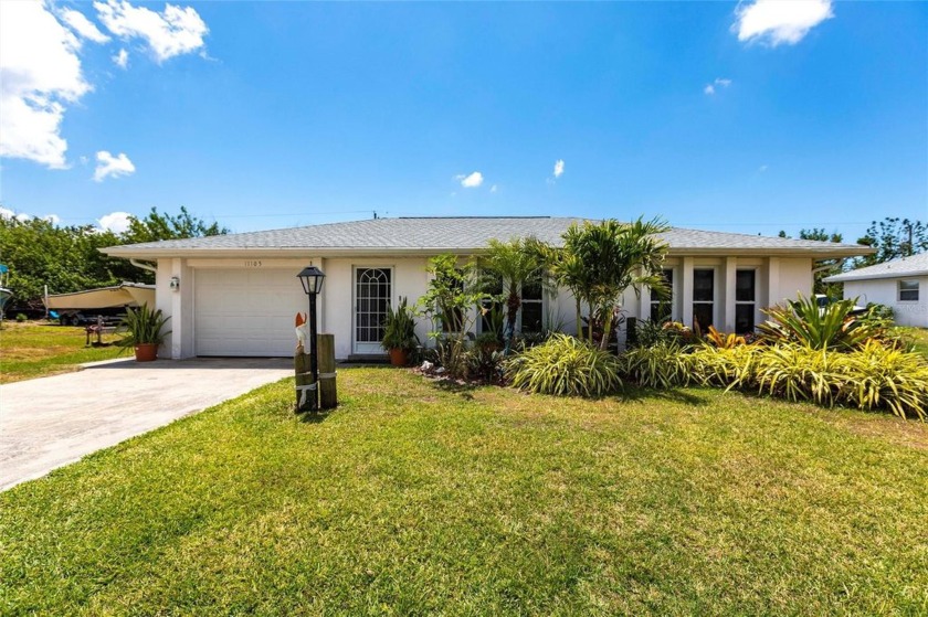 Welcome to 11105 Pendleton Avenue, a charming 2-bedroom, 2-bath - Beach Home for sale in Englewood, Florida on Beachhouse.com