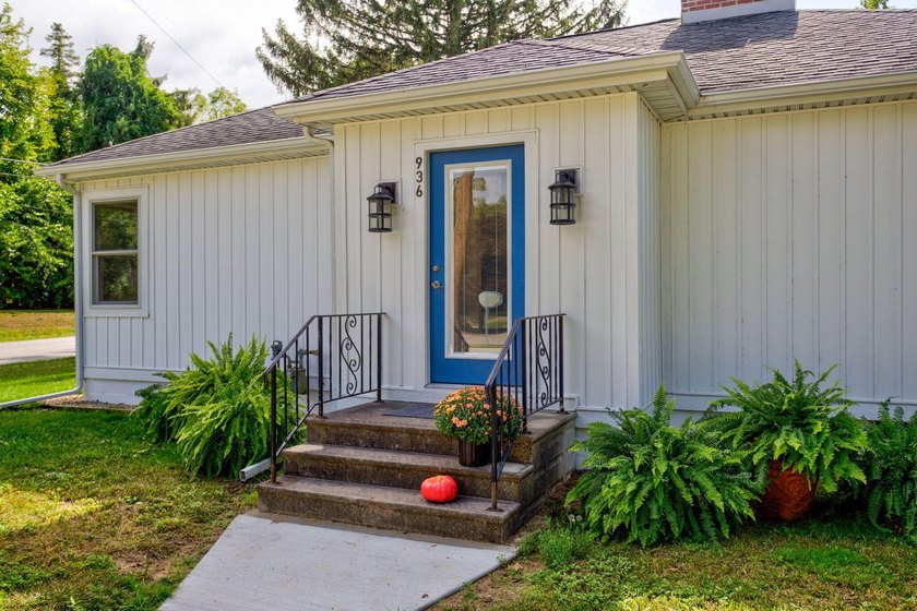 It's time to ease in to the 2026 season at 936 Superior! This - Beach Home for sale in South Haven, Michigan on Beachhouse.com