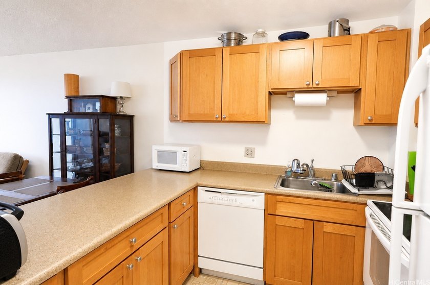 Welcome to Kukui Plaza - a centrally located, well-maintained - Beach Condo for sale in Honolulu, Hawaii on Beachhouse.com